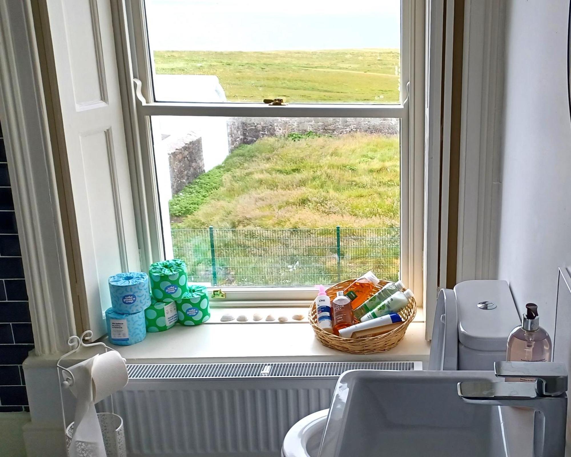 Loop Head Lighthouse Attendant'S Cottage Kilbaha 외부 사진