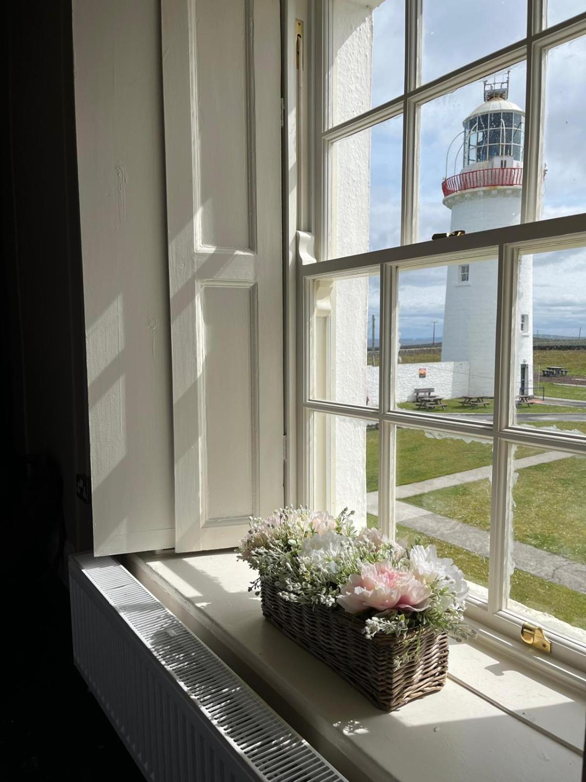 Loop Head Lighthouse Attendant'S Cottage Kilbaha 외부 사진